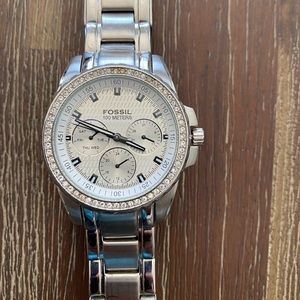 Fossil watch- used. Just needs a battery